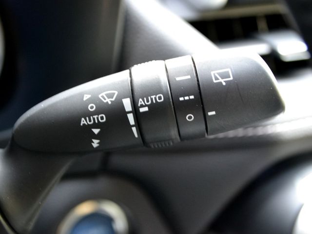 Toyota RAV4  第25張相片