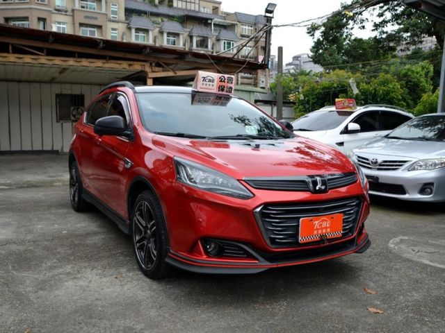 Luxgen U6 GT  第4張相片