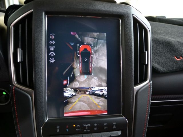 Luxgen U6 GT  第14張相片