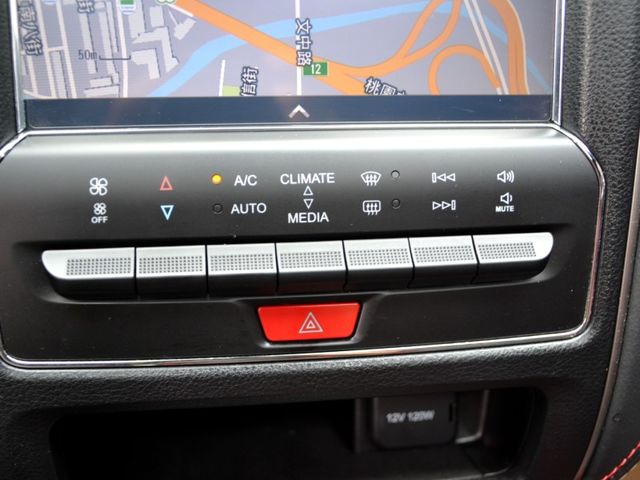 Luxgen U6 GT  第15張相片