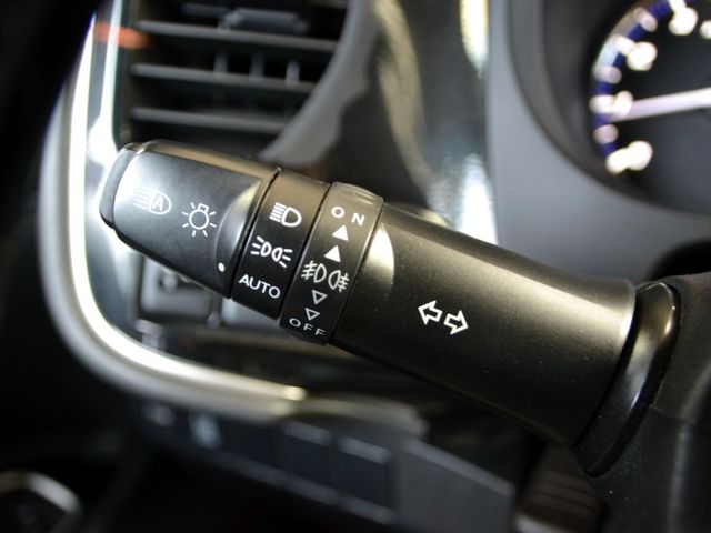 2021 Mitsubishi Outlander 《ACC主動跟車/原廠保養/自動頭燈/循跡防滑》  第17張相片