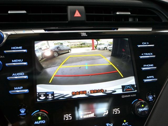 2019 Toyota Camry 2.5 Hybrid旗艦《ACC主動跟車/全景天窗/雙電動椅》  第15張相片