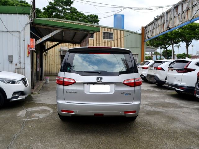 Luxgen M7  第6張相片