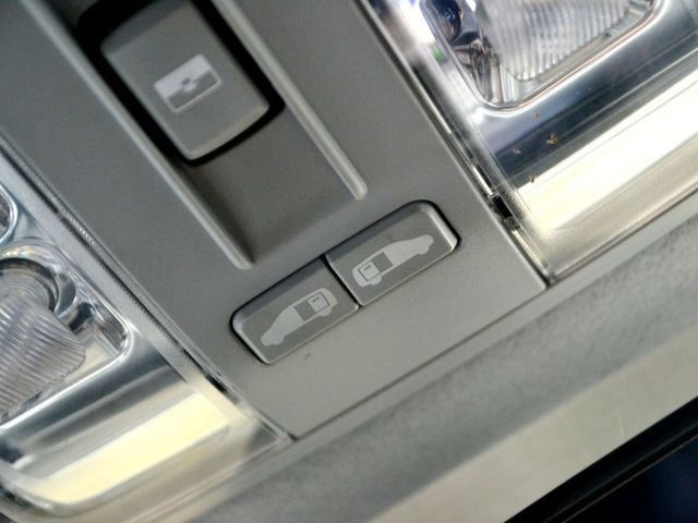 Luxgen M7  第16張相片