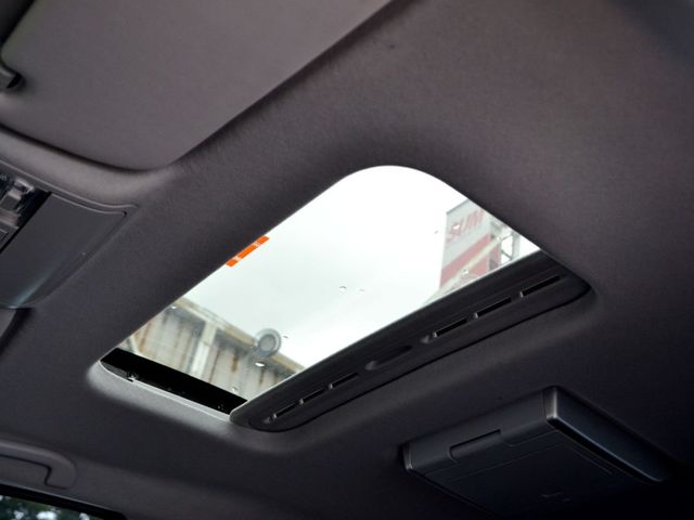 Luxgen M7  第20張相片