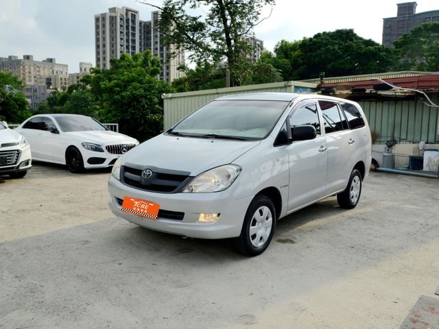 Toyota Innova  第1張相片