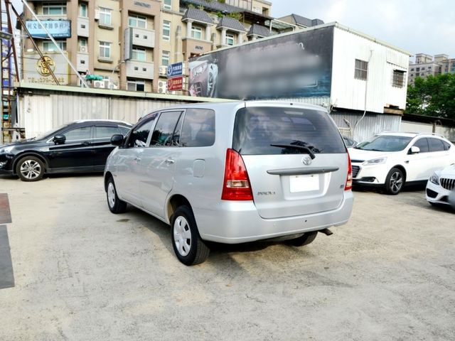 Toyota Innova  第5張相片
