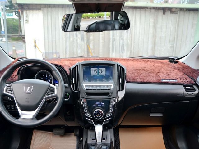 Luxgen U6 Turbo ECO Hyper  第8張相片