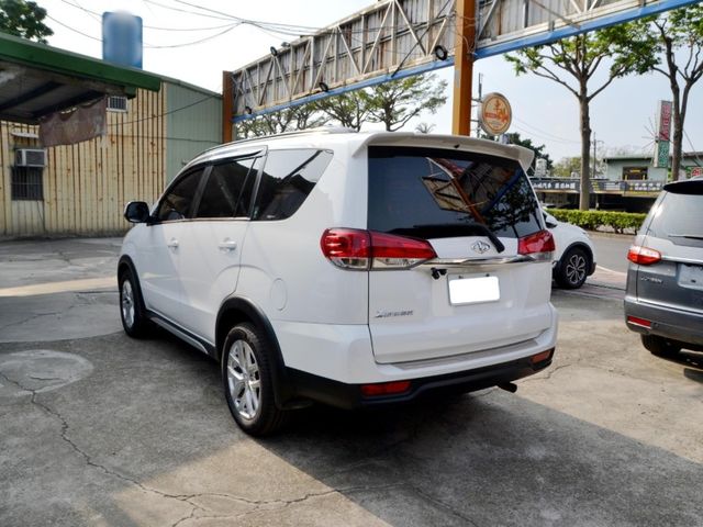 Mitsubishi Zinger  第5張相片