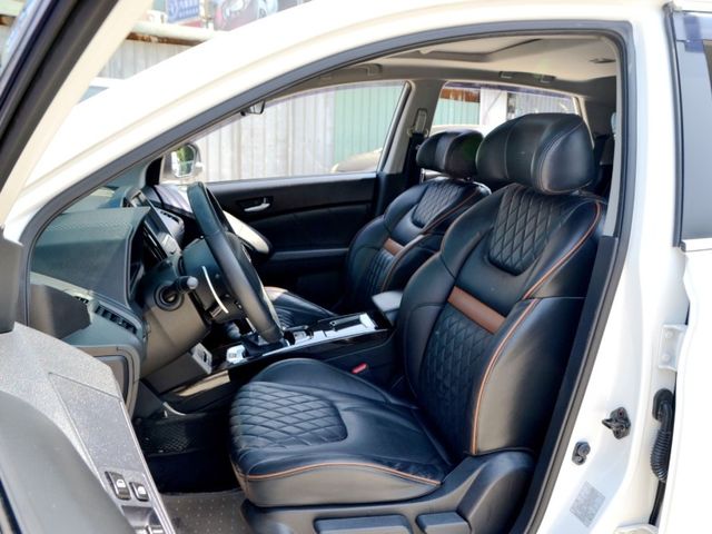 Luxgen U6 Turbo ECO Hyper  第9張相片