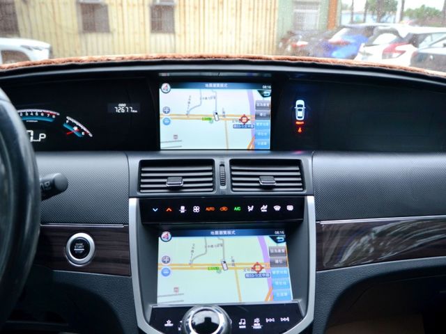 Luxgen M7  第20張相片