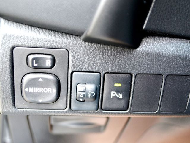 Toyota ALTIS  第14張相片