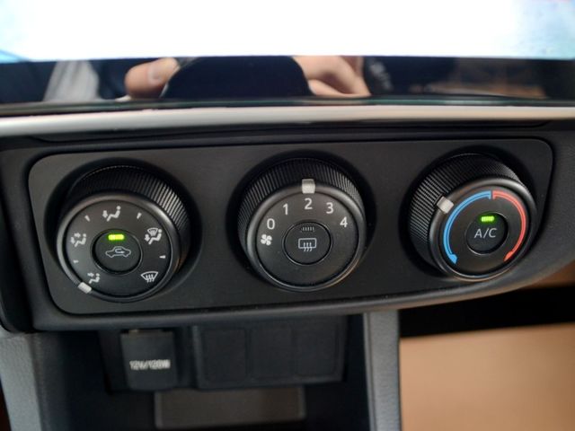 Toyota ALTIS  第19張相片