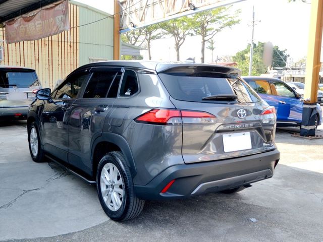 Toyota Cross  第9張相片