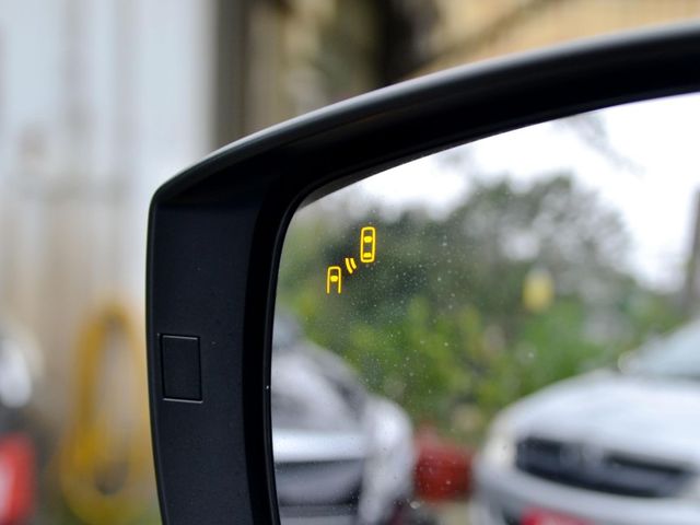 Subaru Levorg  第19張相片