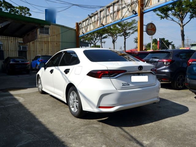 Toyota ALTIS  第8張相片