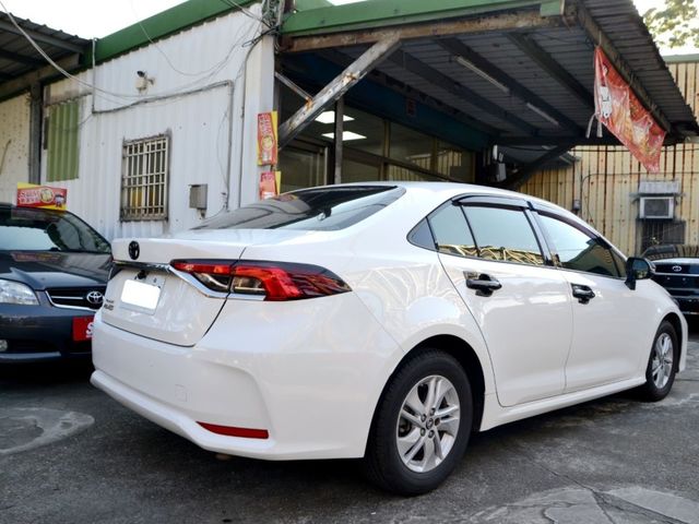 Toyota ALTIS  第10張相片