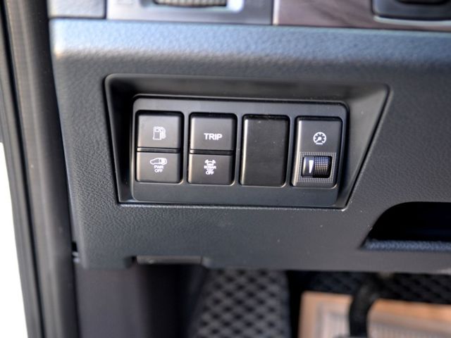 Luxgen M7  第19張相片