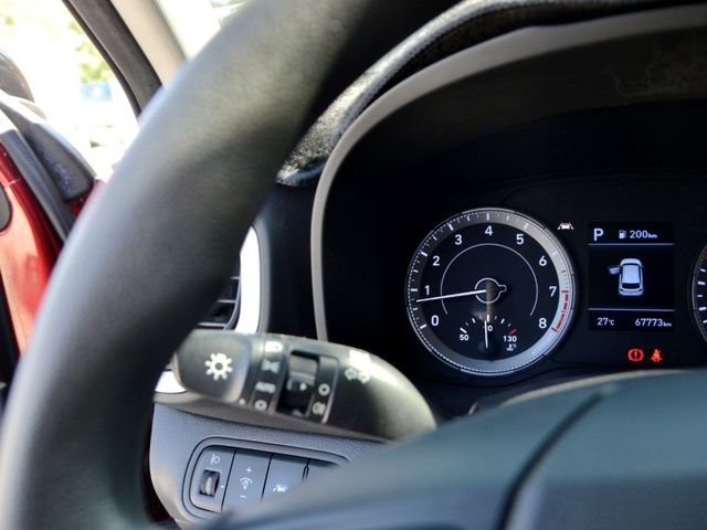 Hyundai Venue  第2張相片