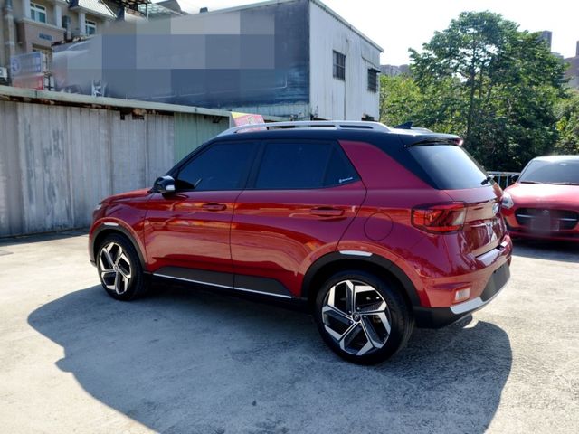 Hyundai Venue  第7張相片