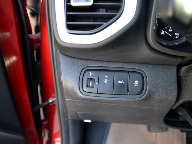 Hyundai Venue  第17張相片