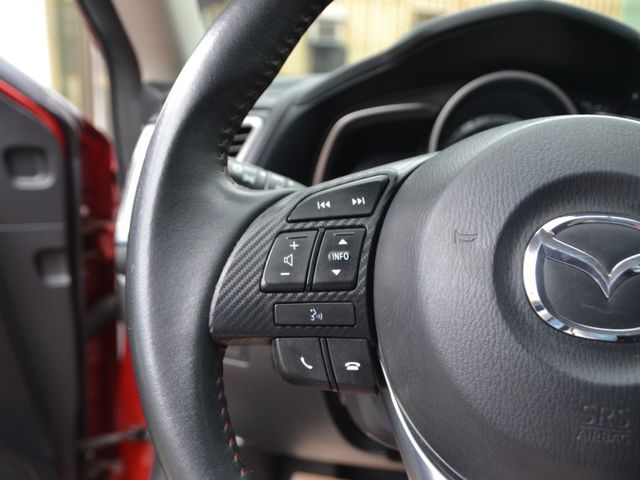 Mazda Mazda3  第14張相片