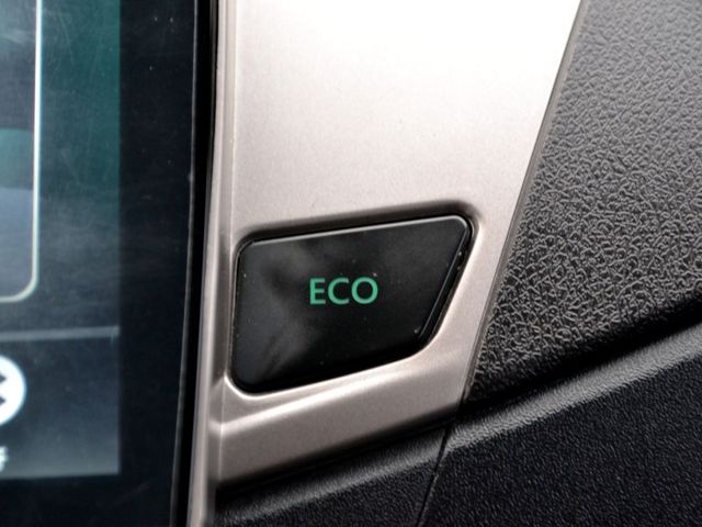 Mitsubishi Zinger  第1張相片