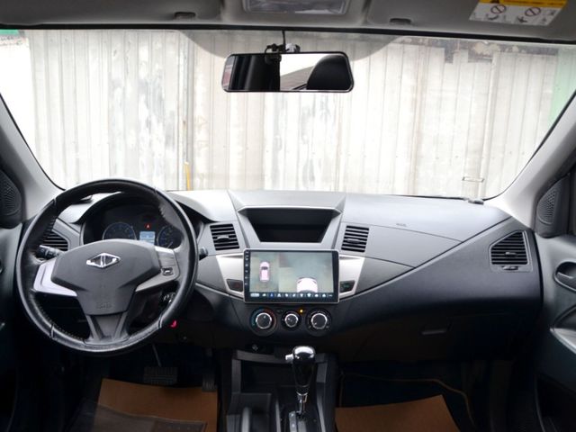 Mitsubishi Zinger  第10張相片