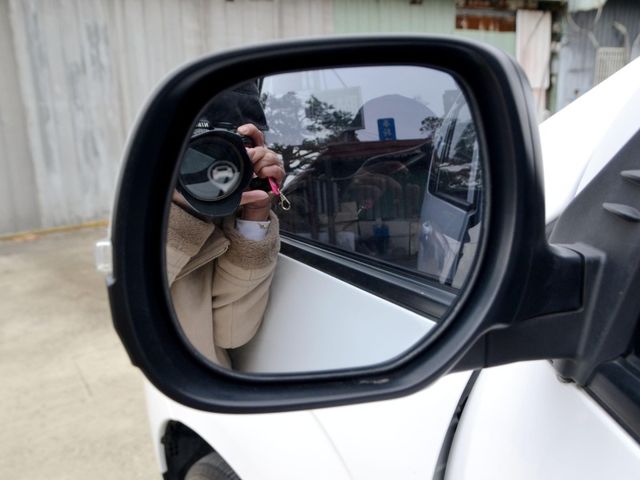 Mitsubishi Zinger  第15張相片