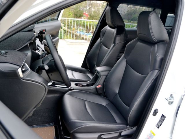 Toyota Corolla  第12張相片