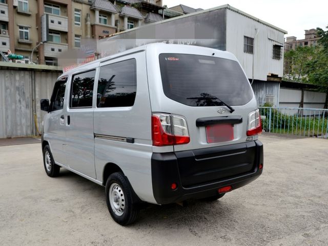 Mitsubishi Veryca  第5張相片
