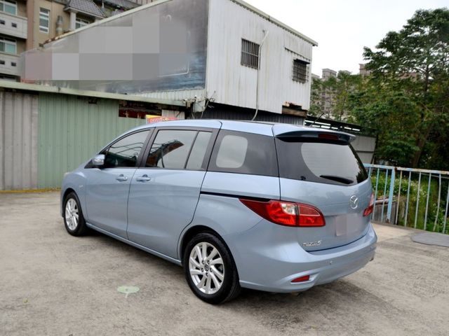Mazda Mazda5  第7張相片