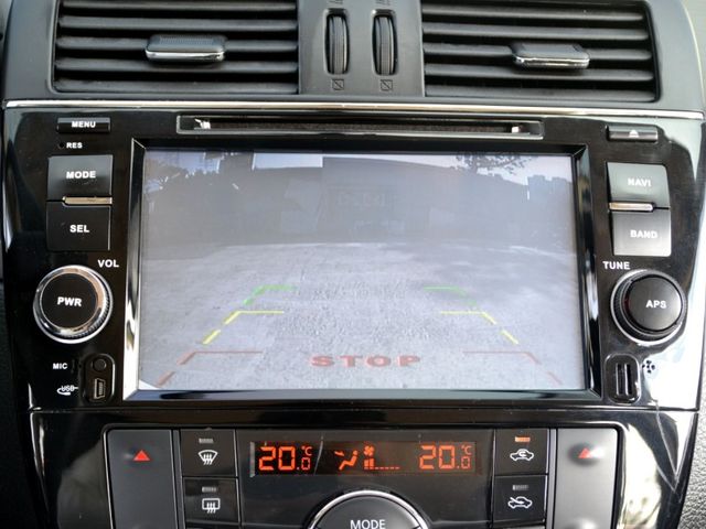 Nissan Tiida  第3張相片