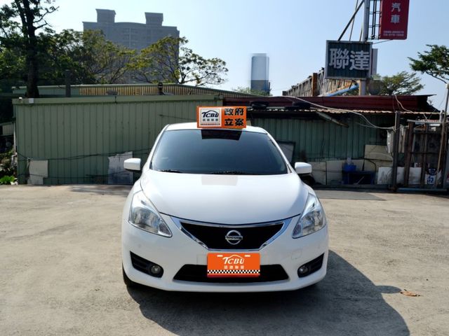 Nissan Tiida  第5張相片