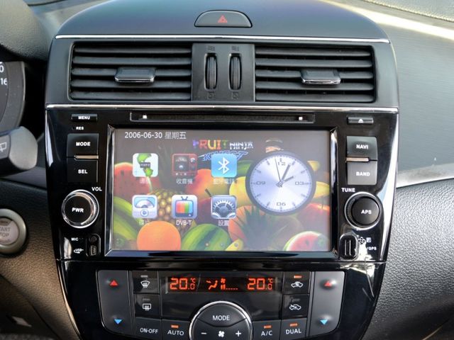 Nissan Tiida  第16張相片