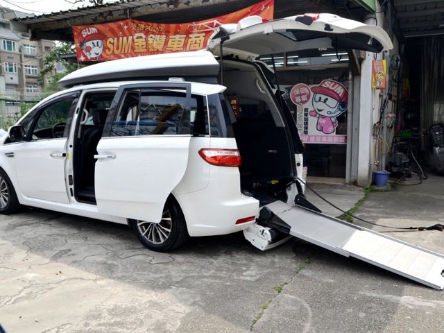 Luxgen V7 Turbo  第11張相片