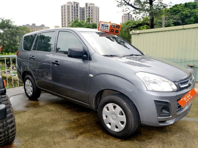 2019年中華廂車2.4/全車原版件/安卓機/倒車影像/衛星導航  第7張相片
