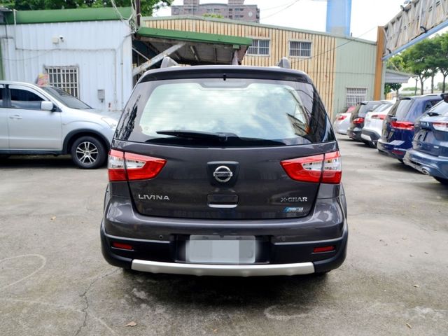 一手車/全車原版件/僅跑7萬7/安卓機/倒車影像/皮椅/鋁圈/行車紀錄器/優質保固車  第9張相片