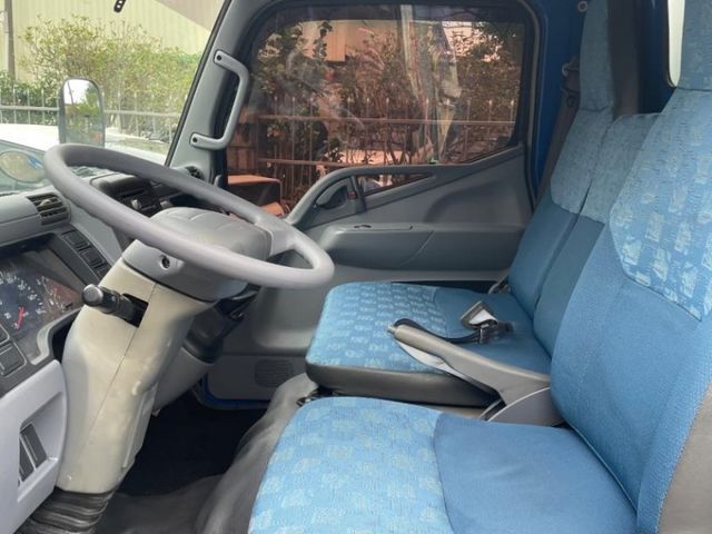 Mitsubishi Canter  第7張相片