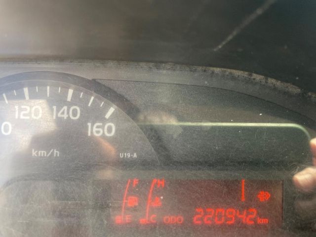 Hino 300  第3張相片