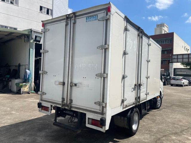 Hino 300  第7張相片
