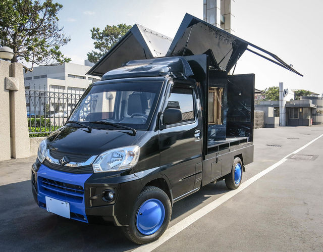歐力克 專賣 胖卡鷗翼 行動咖啡車 行動餐車 買賣/租賃/改裝@年份新實跑4千1  第1張相片