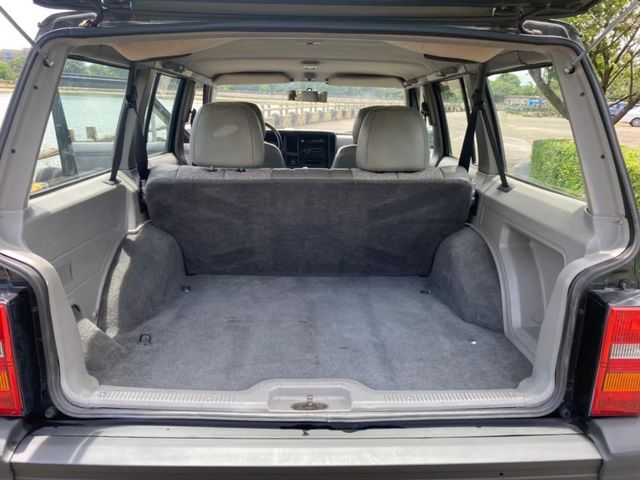 Jeep Cherokee  第7張相片