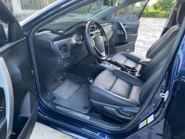 2014  Toyota ALTIS  第4張相片