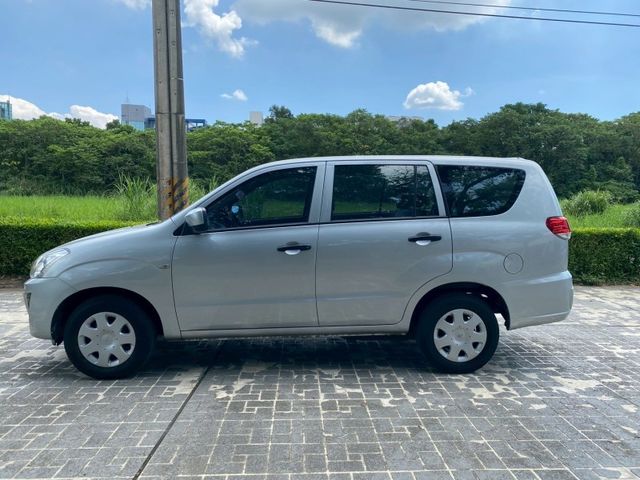 Mitsubishi Zinger  第3張相片