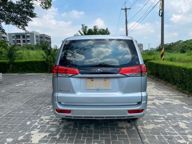 Mitsubishi Zinger  第4張相片