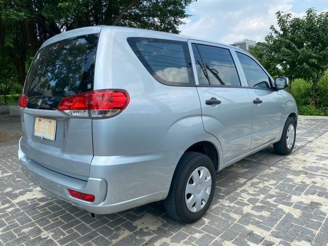 Mitsubishi Zinger  第6張相片