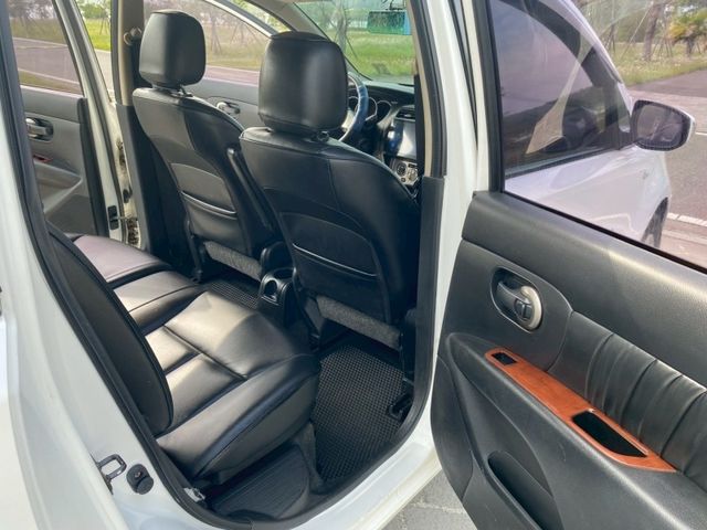 Nissan Livina  第9張相片