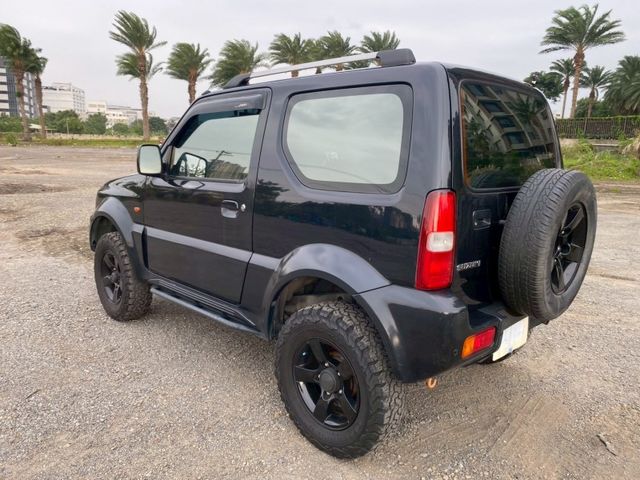 Suzuki Jimny  第10張相片