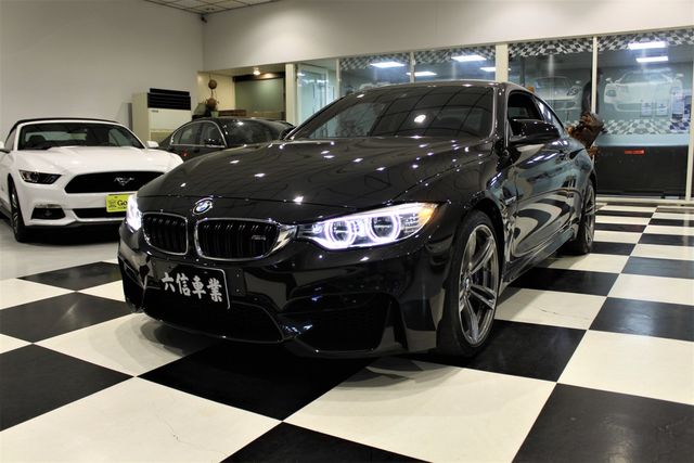 【六信汽車】2014年BMW-M4 黑色  第1張相片